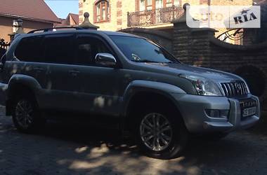 Внедорожник / Кроссовер Toyota Land Cruiser Prado 2005 в Черновцах