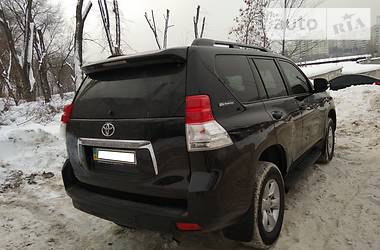 Внедорожник / Кроссовер Toyota Land Cruiser Prado 2013 в Харькове