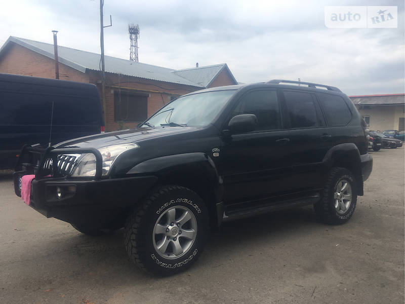 Позашляховик / Кросовер Toyota Land Cruiser Prado 2005 в 