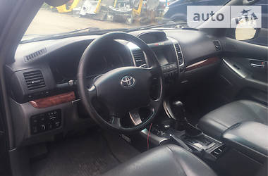 Позашляховик / Кросовер Toyota Land Cruiser Prado 2005 в 