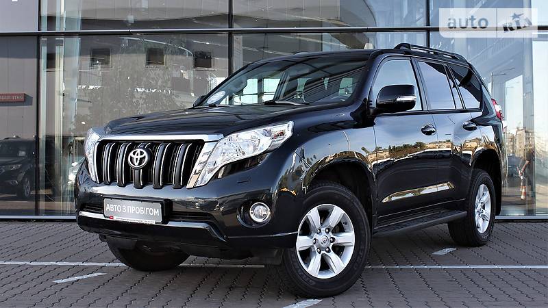 Toyota prado 2017 года