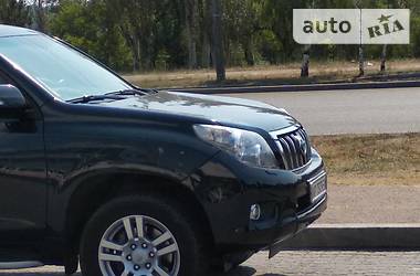 Позашляховик / Кросовер Toyota Land Cruiser Prado 2010 в 