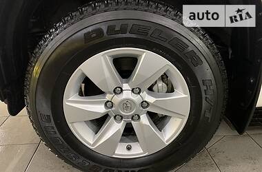 Позашляховик / Кросовер Toyota Land Cruiser Prado 2019 в  фото 48 Позашляховик / Кросовер Toyota Land Cruiser Prado 2019 в
