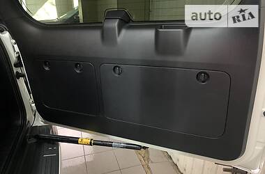 Позашляховик / Кросовер Toyota Land Cruiser Prado 2019 в  фото 54 Позашляховик / Кросовер Toyota Land Cruiser Prado 2019 в