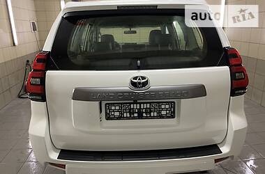 Позашляховик / Кросовер Toyota Land Cruiser Prado 2019 в 