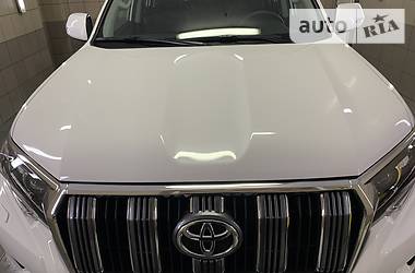 Позашляховик / Кросовер Toyota Land Cruiser Prado 2019 в 