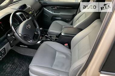 Позашляховик / Кросовер Toyota Land Cruiser Prado 2009 в 