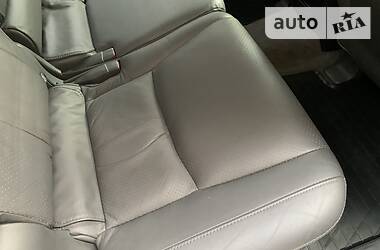Позашляховик / Кросовер Toyota Land Cruiser Prado 2009 в 