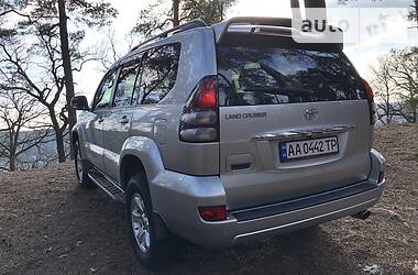 Позашляховик / Кросовер Toyota Land Cruiser Prado 2007 в 