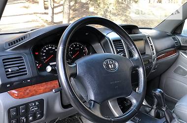 Позашляховик / Кросовер Toyota Land Cruiser Prado 2007 в 