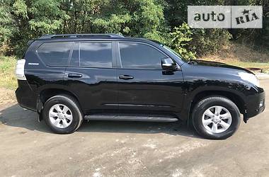 Позашляховик / Кросовер Toyota Land Cruiser Prado 2012 в 
