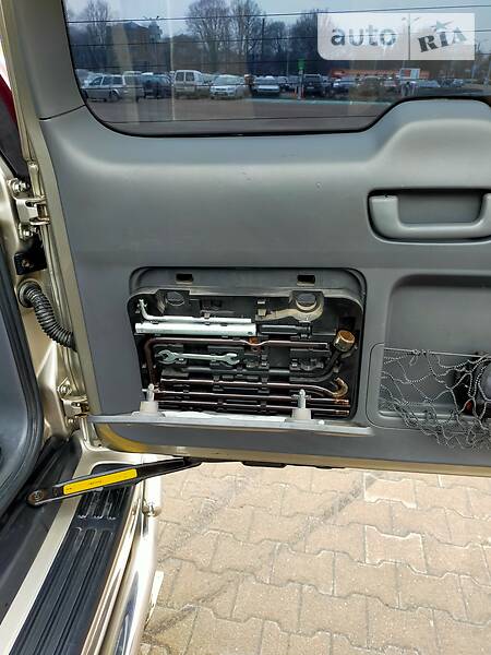 Позашляховик / Кросовер Toyota Land Cruiser Prado 2004 в Житомирі