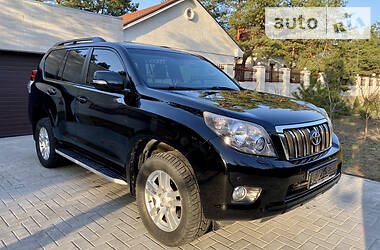 Позашляховик / Кросовер Toyota Land Cruiser Prado 2011 в 