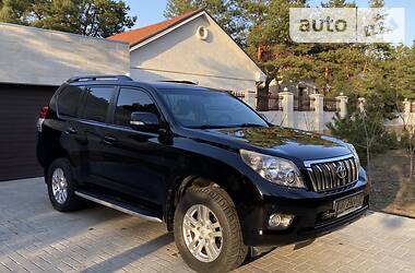 Позашляховик / Кросовер Toyota Land Cruiser Prado 2011 в 