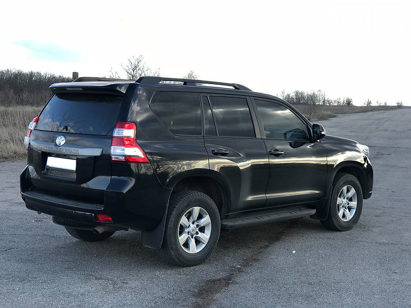 Позашляховик / Кросовер Toyota Land Cruiser Prado 2015 в Києві