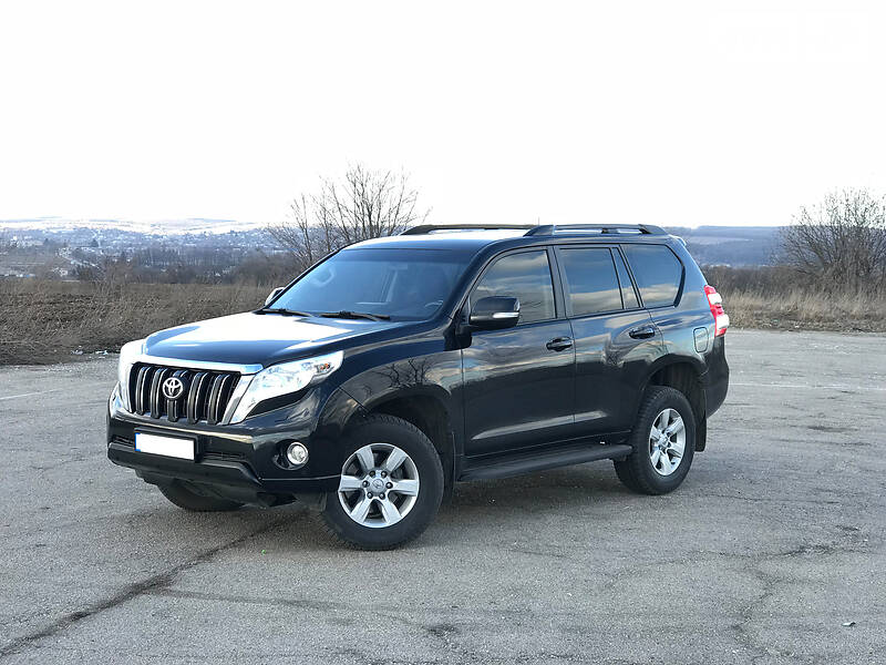 Позашляховик / Кросовер Toyota Land Cruiser Prado 2015 в Києві