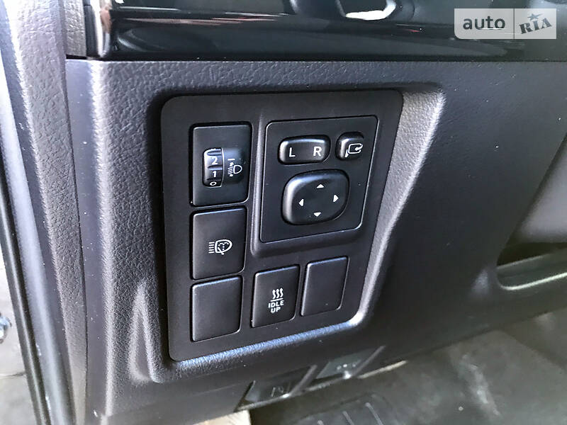 Позашляховик / Кросовер Toyota Land Cruiser Prado 2015 в Києві