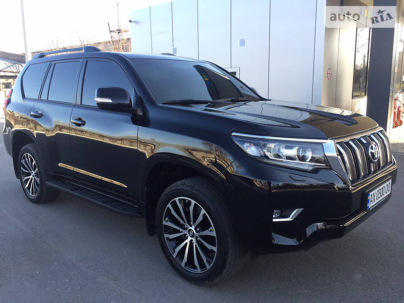 Позашляховик / Кросовер Toyota Land Cruiser Prado 2019 в 