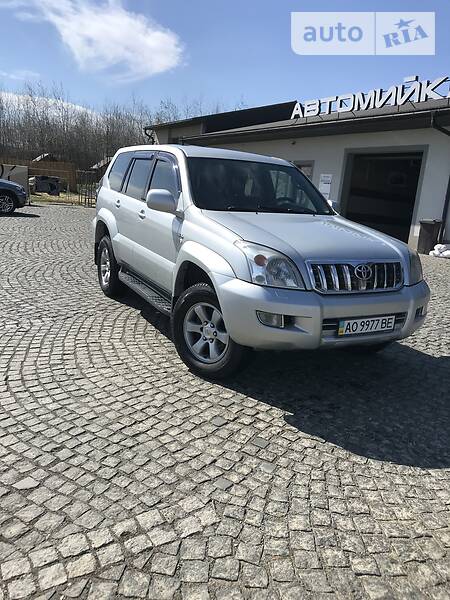 Внедорожник / Кроссовер Toyota Land Cruiser Prado 2003 в 