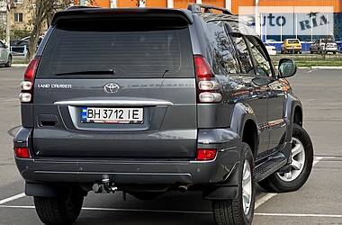 Позашляховик / Кросовер Toyota Land Cruiser Prado 2005 в 