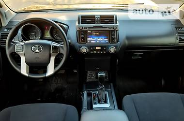 Позашляховик / Кросовер Toyota Land Cruiser Prado 2016 в Миколаєві
