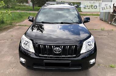 Позашляховик / Кросовер Toyota Land Cruiser Prado 2012 в 