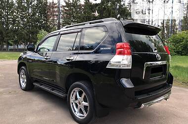 Позашляховик / Кросовер Toyota Land Cruiser Prado 2012 в 