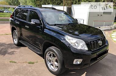 Позашляховик / Кросовер Toyota Land Cruiser Prado 2012 в 