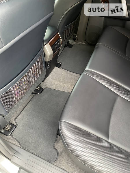 Позашляховик / Кросовер Toyota Land Cruiser Prado 2013 в Львові