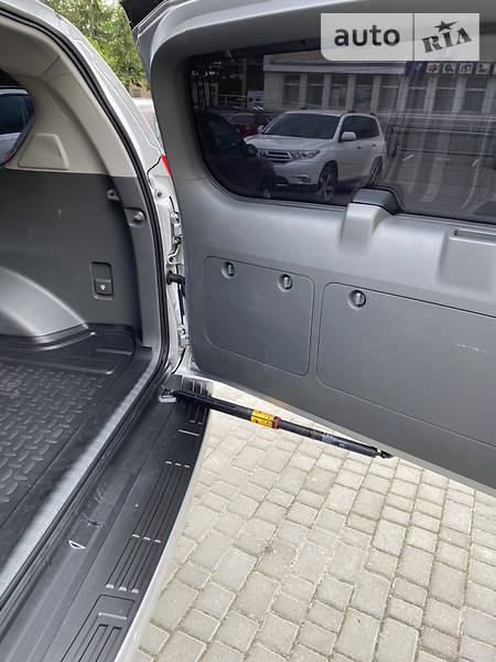 Позашляховик / Кросовер Toyota Land Cruiser Prado 2013 в Львові