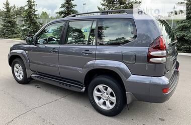 Позашляховик / Кросовер Toyota Land Cruiser Prado 2005 в Києві