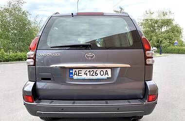 Внедорожник / Кроссовер Toyota Land Cruiser Prado 2006 в Днепре