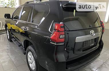Позашляховик / Кросовер Toyota Land Cruiser Prado 2019 в 