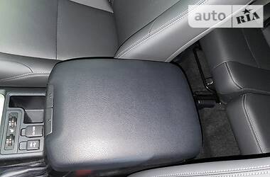 Позашляховик / Кросовер Toyota Land Cruiser Prado 2019 в 