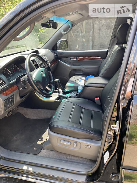 Внедорожник / Кроссовер Toyota Land Cruiser Prado 2006 в Киеве
