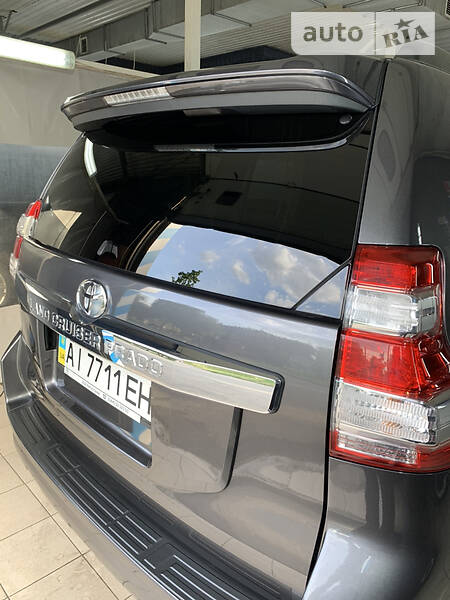 Позашляховик / Кросовер Toyota Land Cruiser Prado 2013 в Києві фото 13 Позашляховик / Кросовер Toyota Land Cruiser Prado 2013 в Києві