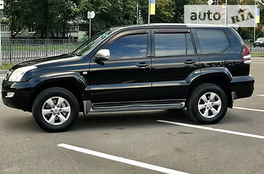 Позашляховик / Кросовер Toyota Land Cruiser Prado 2005 в 