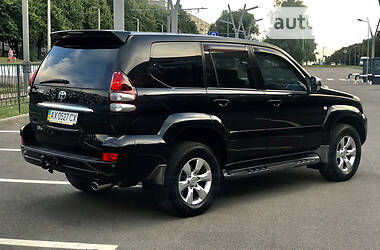 Позашляховик / Кросовер Toyota Land Cruiser Prado 2005 в 