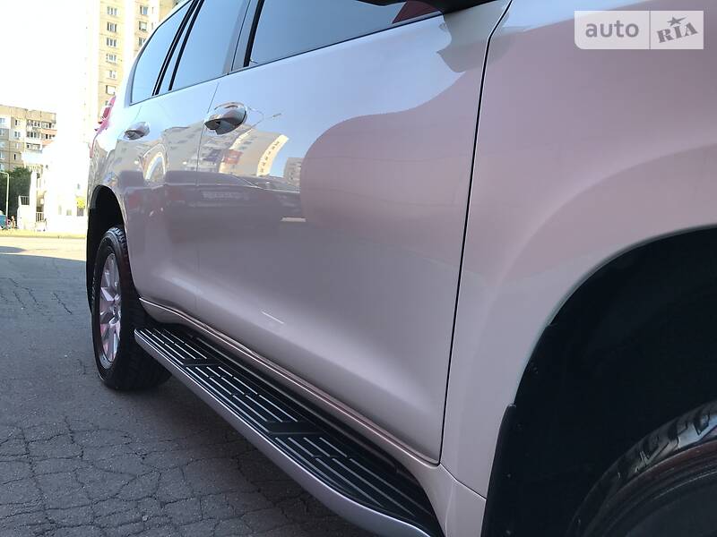 Позашляховик / Кросовер Toyota Land Cruiser Prado 2017 в Вінниці