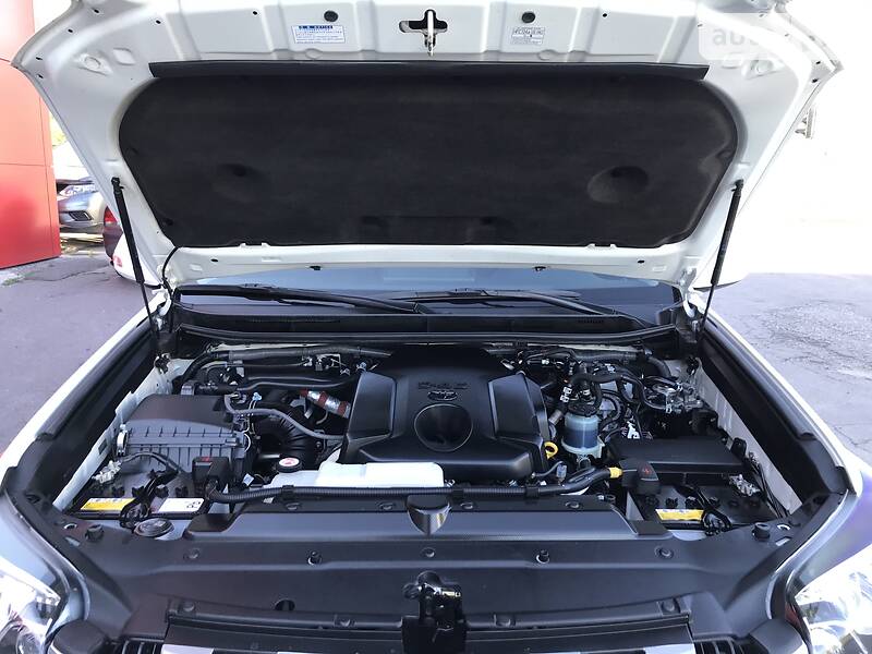 Позашляховик / Кросовер Toyota Land Cruiser Prado 2017 в Вінниці