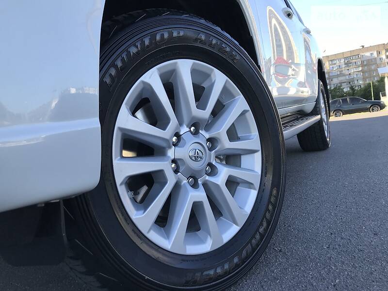 Позашляховик / Кросовер Toyota Land Cruiser Prado 2017 в Вінниці