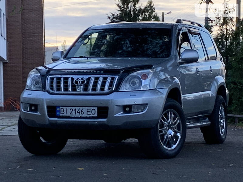 Позашляховик / Кросовер Toyota Land Cruiser Prado 2007 в Києві