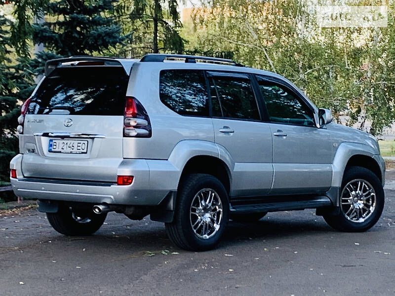 Позашляховик / Кросовер Toyota Land Cruiser Prado 2007 в Києві