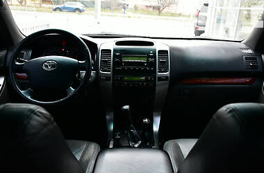 Внедорожник / Кроссовер Toyota Land Cruiser Prado 2006 в Херсоне