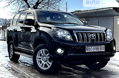 Внедорожник / Кроссовер Toyota Land Cruiser Prado 2010 в Тернополе