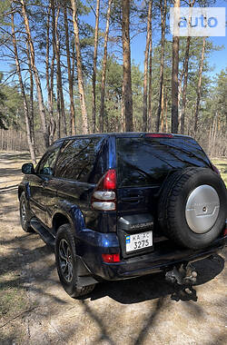 Позашляховик / Кросовер Toyota Land Cruiser Prado 2006 в Києві