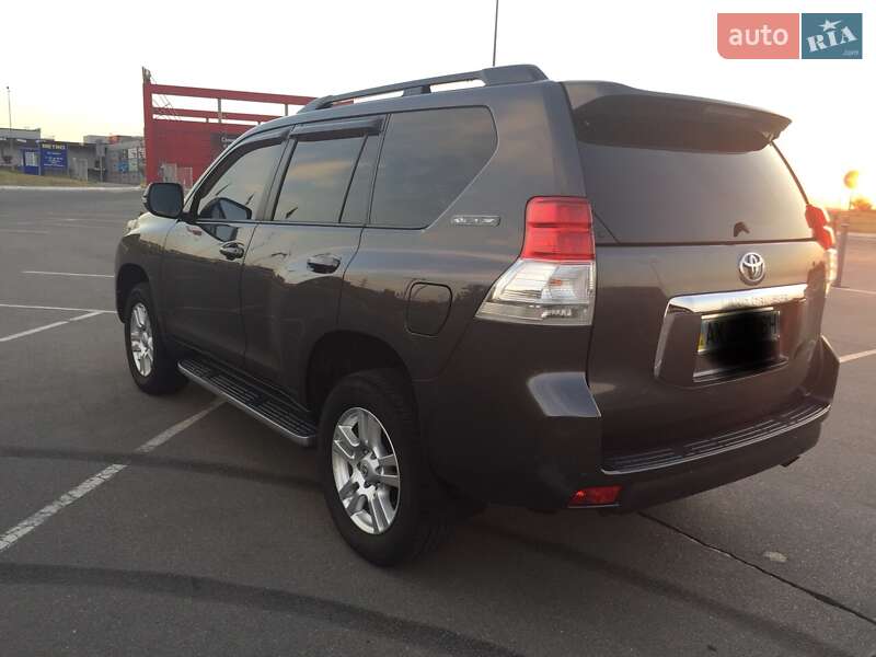 Позашляховик / Кросовер Toyota Land Cruiser Prado 2010 в Харкові фото 9 Позашляховик / Кросовер Toyota Land Cruiser Prado 2010 в Харкові