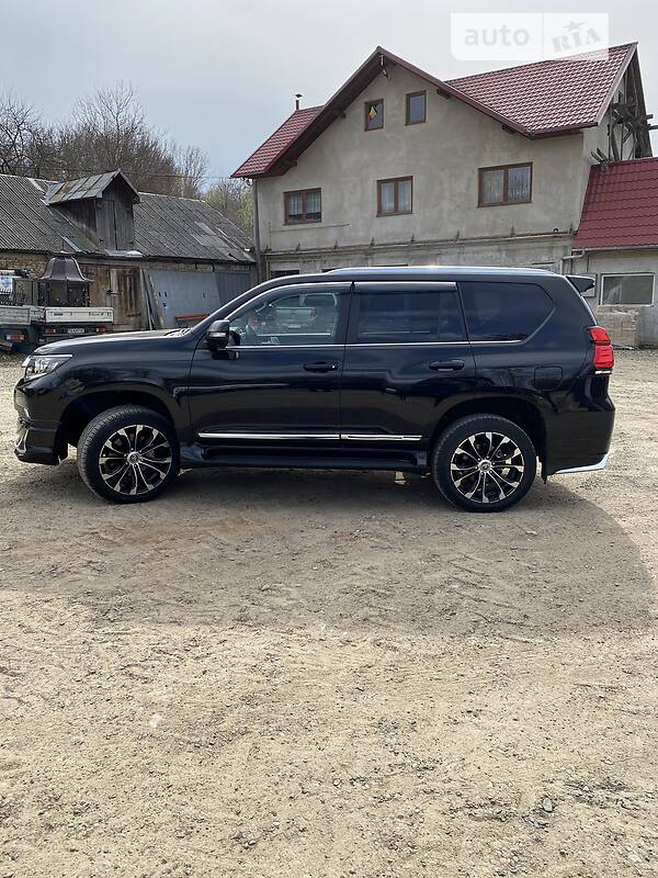 Внедорожник / Кроссовер Toyota Land Cruiser Prado 2020 в Черновцах