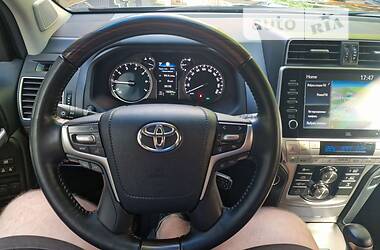 Позашляховик / Кросовер Toyota Land Cruiser Prado 2020 в Сумах