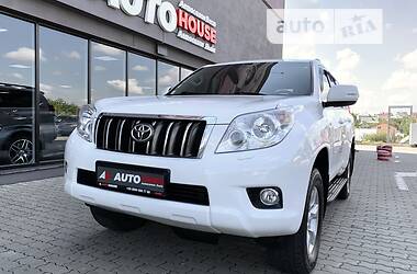 Позашляховик / Кросовер Toyota Land Cruiser Prado 2012 в 